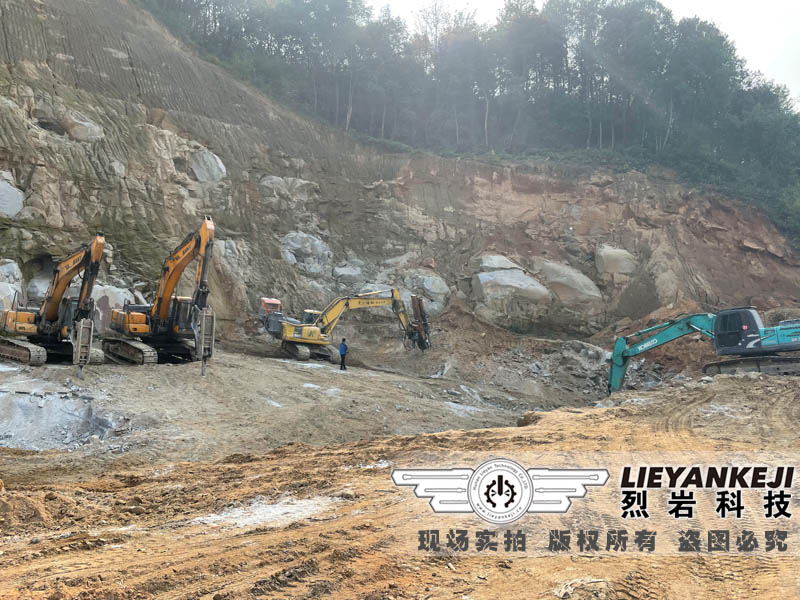 機(jī)載式液壓劈裂機(jī)應(yīng)用于礦山開(kāi)采